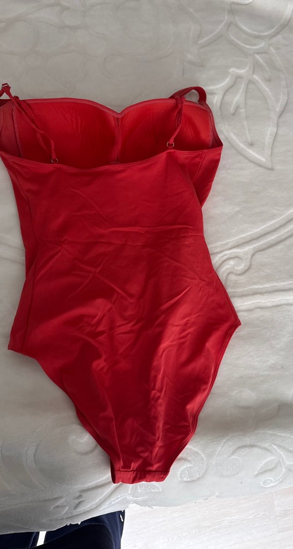 Kırmızı Drapeli Kadın Mayo - Görsel 2