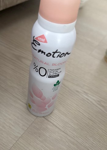 Emotion Natural Bloom Kadın Deodorantı %0 Zararlı İçerik - Görsel 3