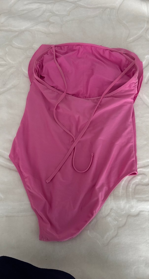 Pembe Fırfırlı Askılı Kadın Mayo - Görsel 2