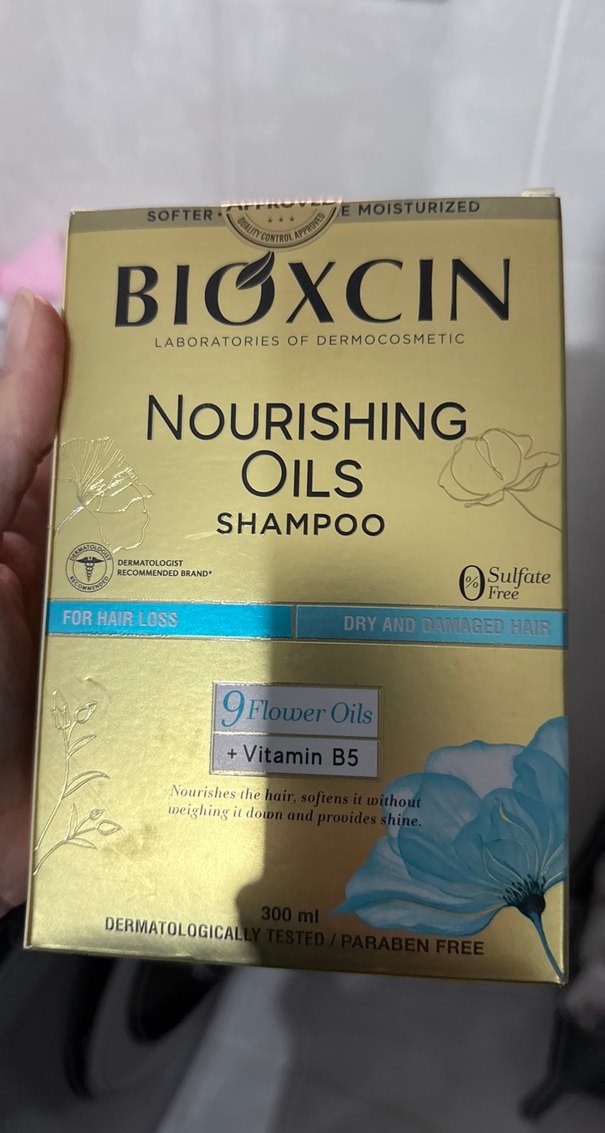 Bioxcin Besleyici Yağlar Bakım Şampuanı 300ml - Görsel 2