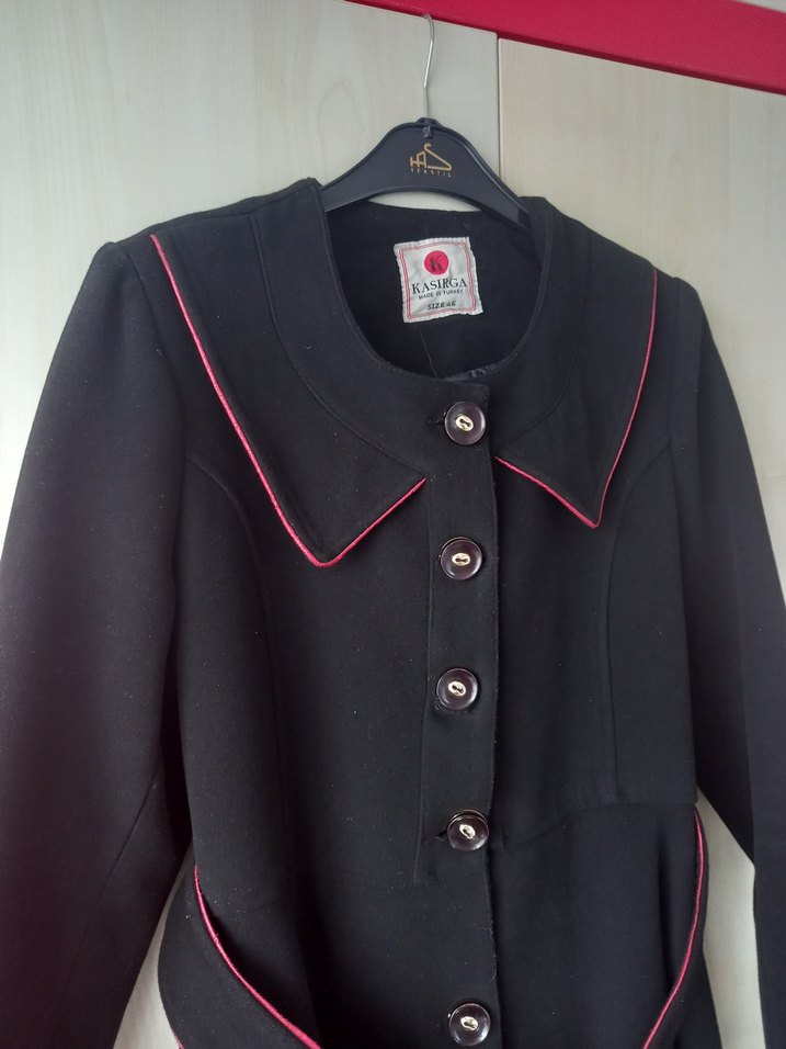 Düğmeli Siyah Uzun Kadın Kaban - Görsel 2