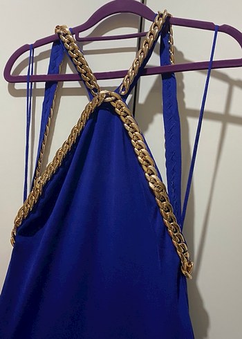 Zincir Detaylı Parlak Mavi Uzun Elbise - Görsel 2