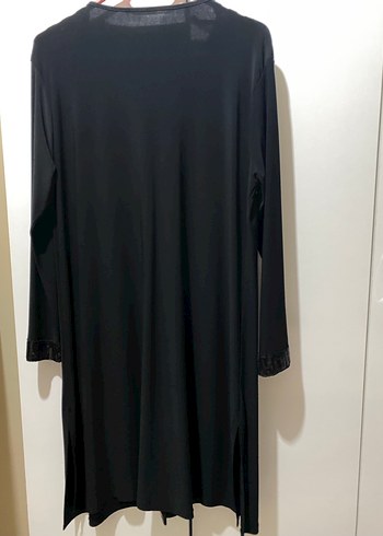 Uzun Siyah Tesettür Ceket - Görsel 4