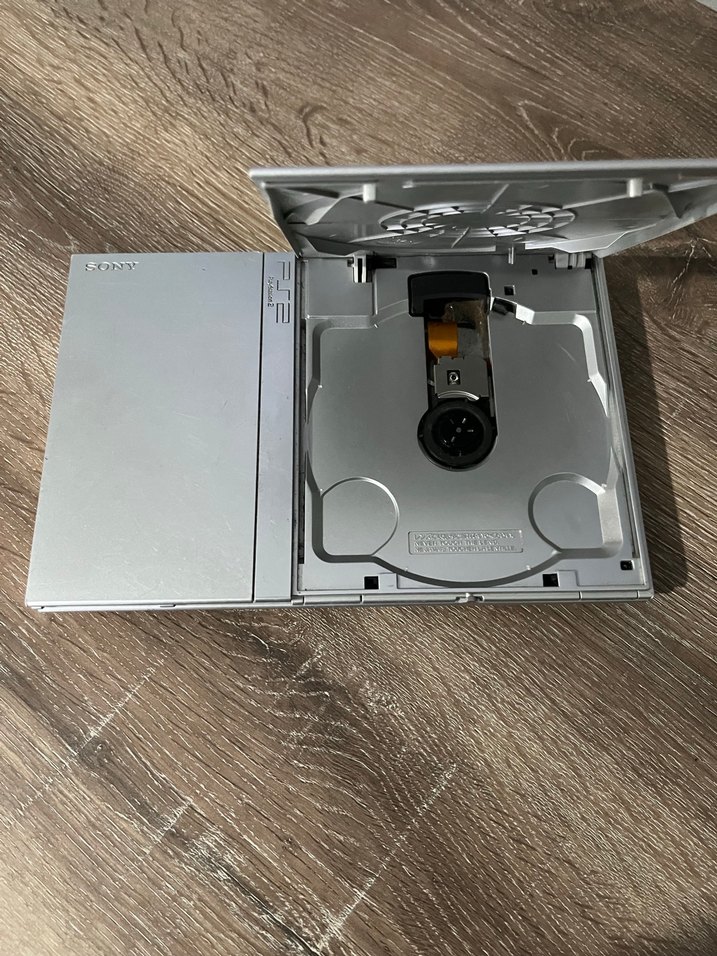 PlayStation 2 SCPH-75004 gümüş - Görsel 3