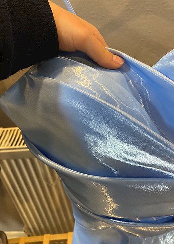 Parlak Mavi Drapeli kısa  Abiye Elbise - Görsel 3