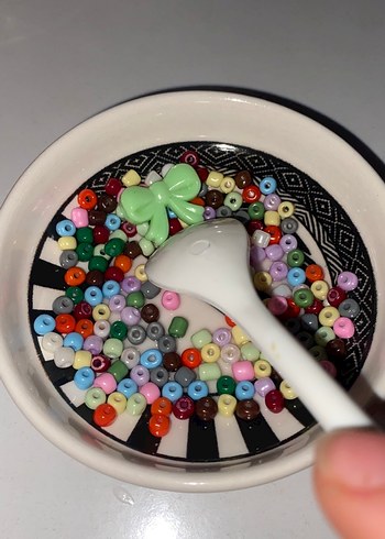 Sürpriz kaşık (kozmetikten oluşuyor) - Görsel 4