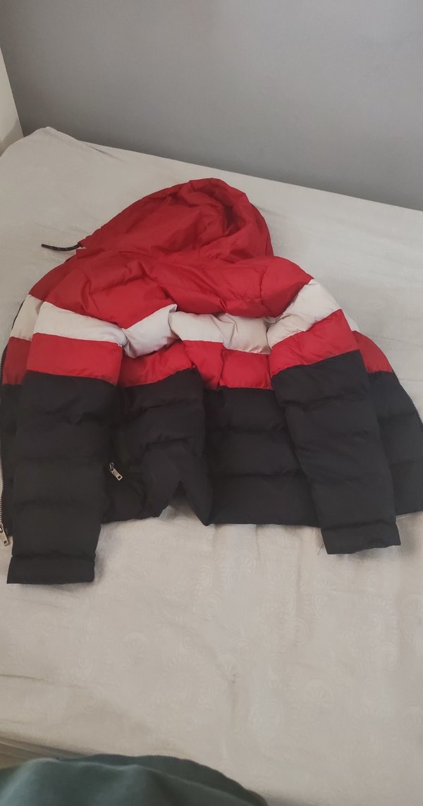 Erkek Çocuk Kırmızı mont - Görsel 4