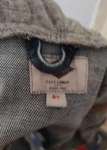 Gri Kapüşonlu Çocuk Kot Ceketi - Görsel 3