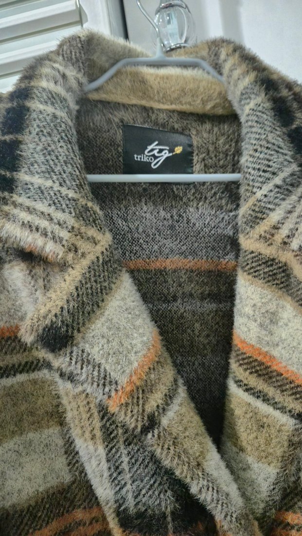 Düğmeli Uzun Ekose Kadın Yün Kaban - Görsel 4