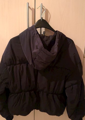 Siyah Kadın Puff Mont, Yüksek Yaka, Uzun Kollu - Görsel 2