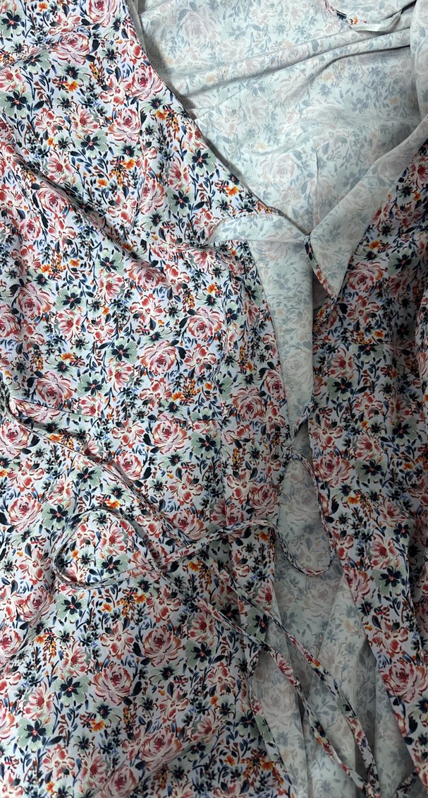 V Yaka Fırfırlı Bağlamalı Kısa Kadın Elbise - Görsel 4