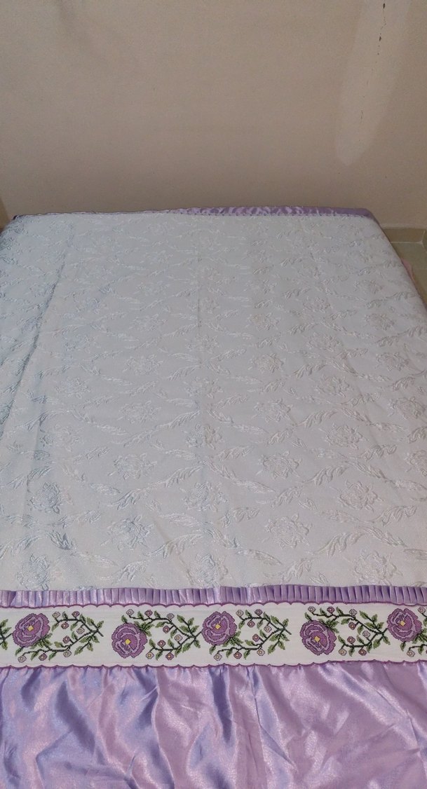 Lila Nakışlı Pastel Yatak Örtüsü - Görsel 2