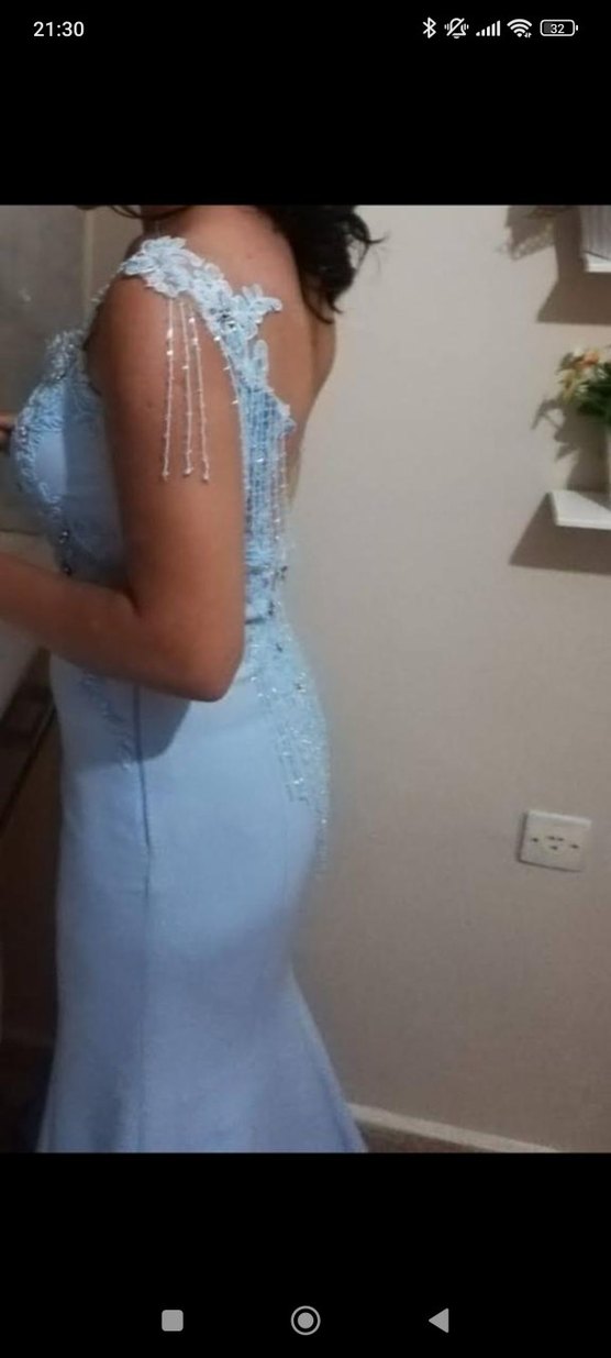 Dantel Detaylı Straplez Uzun Beyaz Abiye - Görsel 5