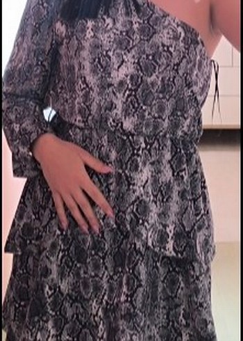 Gri Yılan Desenli Mini Elbise - Görsel 2