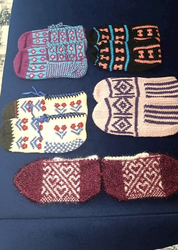 Renkli Nakışlı Örgü Ev patigi - Görsel 2