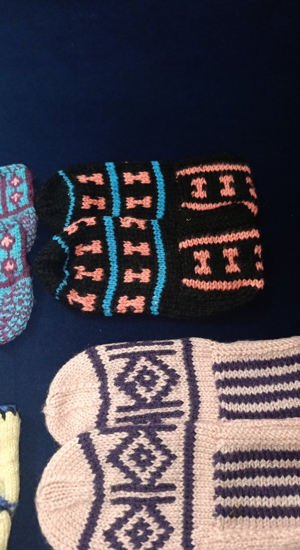 Renkli Nakışlı Örgü Ev patigi - Görsel 4