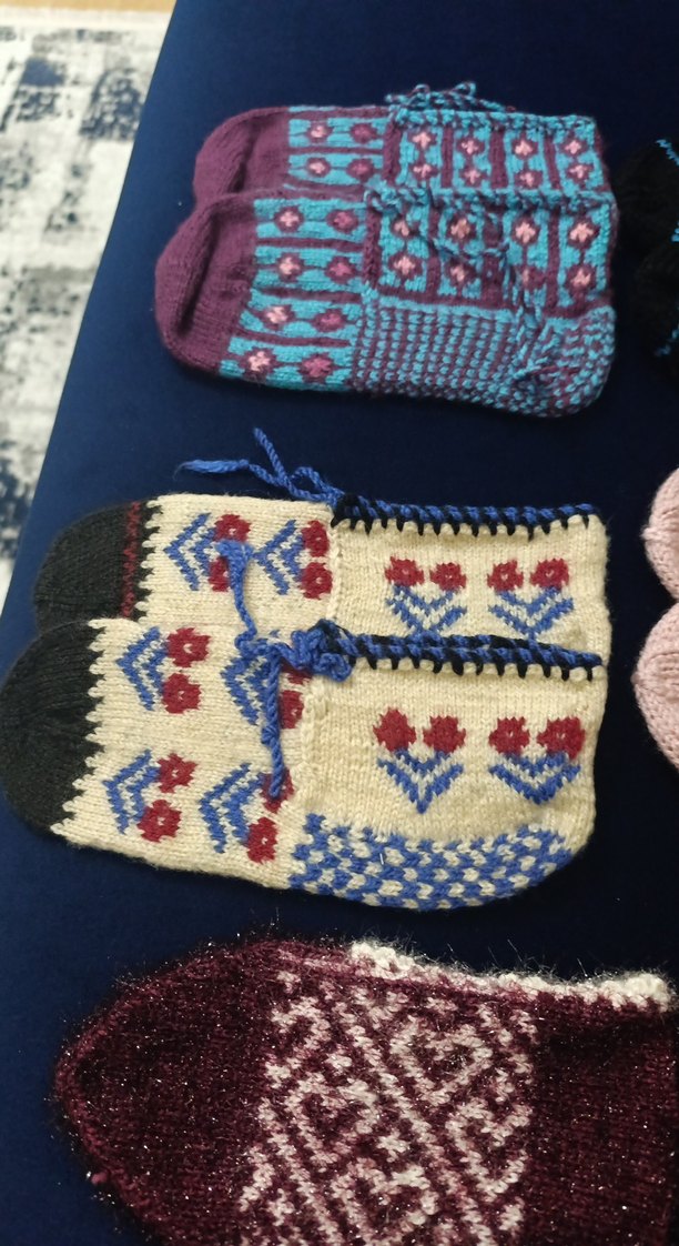 Renkli Nakışlı Örgü Ev patigi - Görsel 5