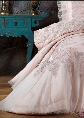 Nakışlı Pembe Pastel Yatak Örtüsü - Görsel 3