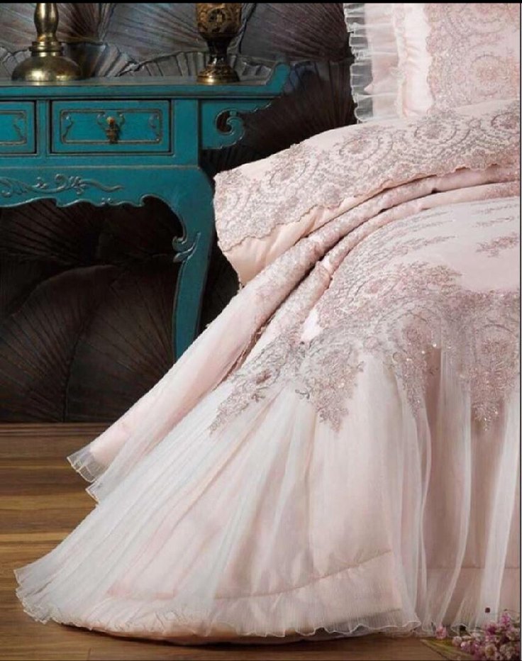 Nakışlı Pembe Pastel Yatak Örtüsü - Görsel 3