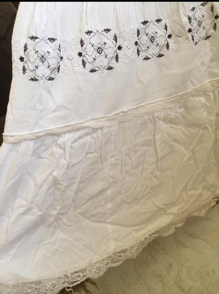 Beyaz etek - Görsel 2