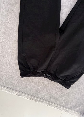 LC Waikiki Siyah Erkek Rahat Kesim Eşofman Altı