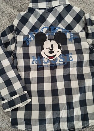 Mickey mouse gömlek ve etek
