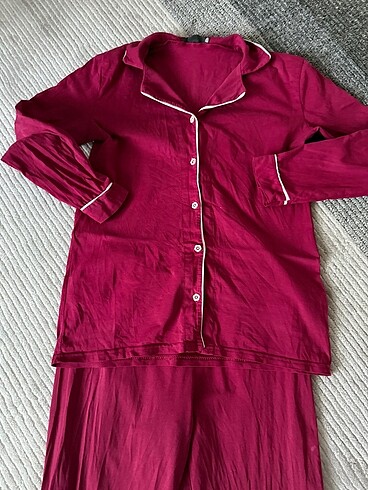 s Beden Siyah inci pijama takımı