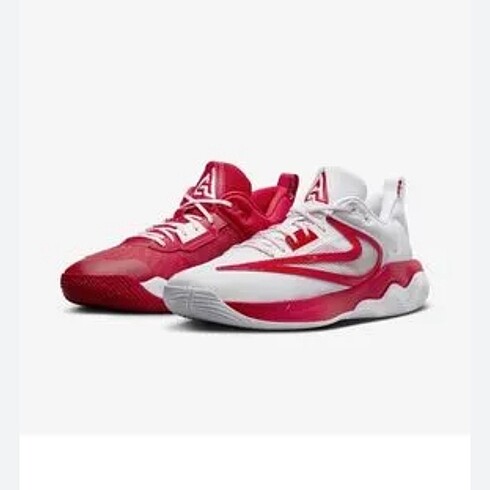 Nike giannis immortality