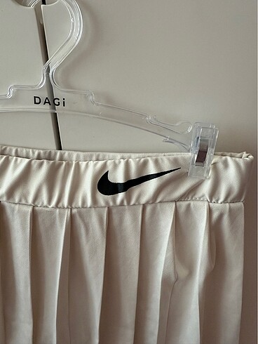 Nike Pileli taytlı tenis etek