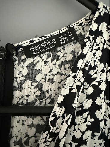 m Beden Bershka şortlu elbise