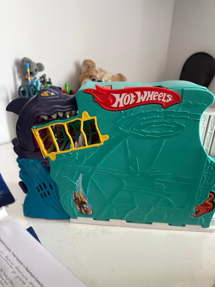 Çılgın sharky sahilde - Görsel 5