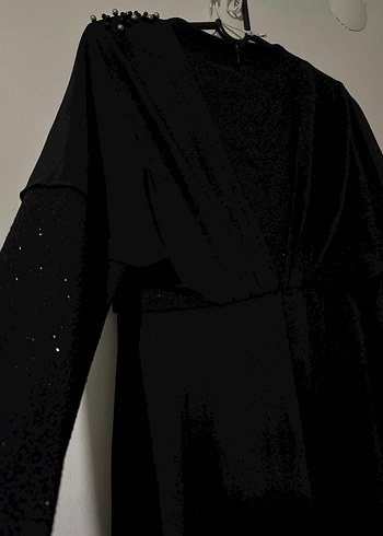 Siyah Uzun V Yaka Gotik Elbise - Görsel 2