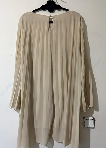 Bej Pliseli Uzun Kollu Kadın Tunik - Görsel 2