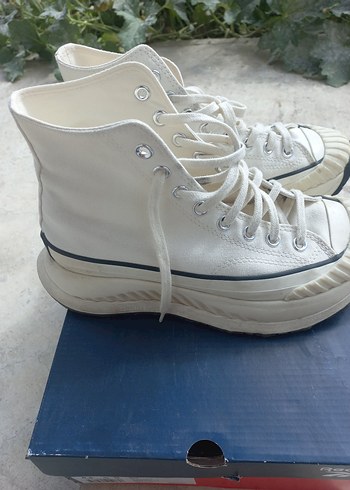 Converse Chuck Taylor 70