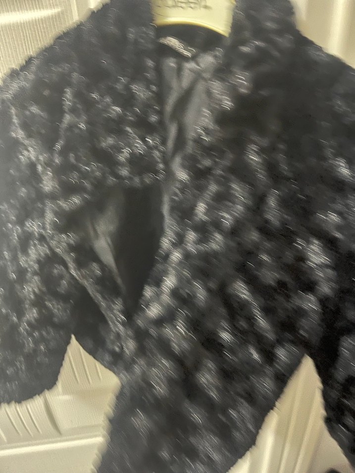 Siyah Kadın Kürk Detaylı Midi Ceket - Görsel 4