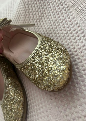 Kız Çocuk Altın Renkli Parlak Babet Ayakkabı - Görsel 2