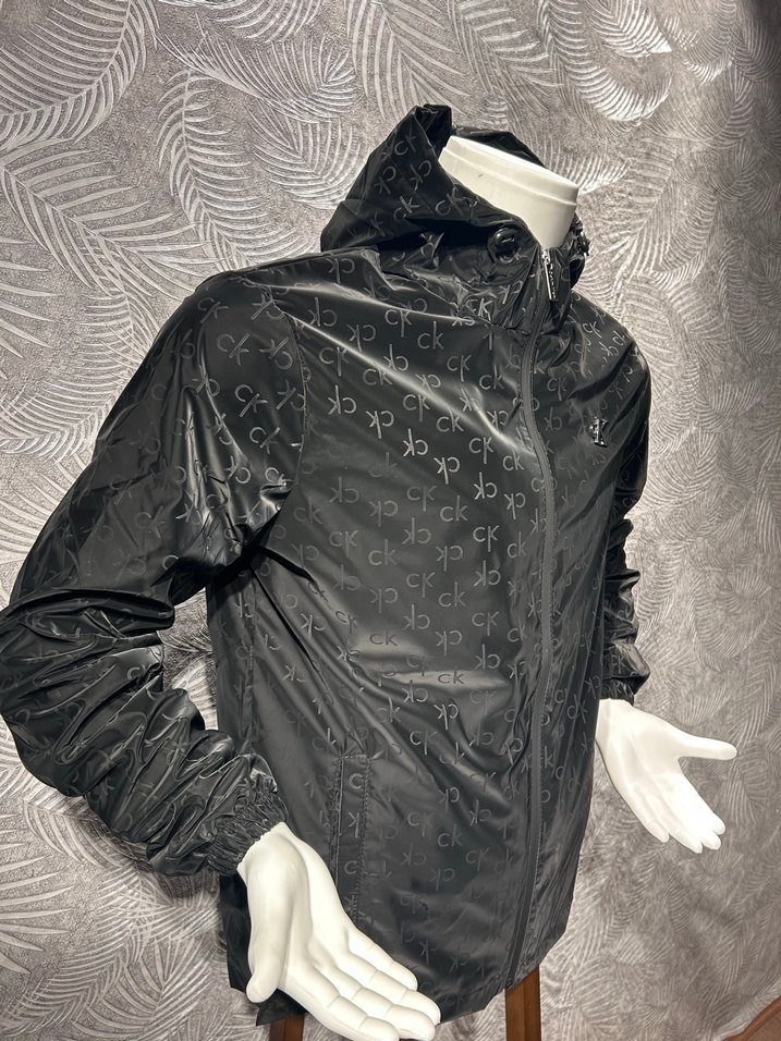 Siyah Calvin Clein Kapşonlu Yağmurluk Ceket - Görsel 3