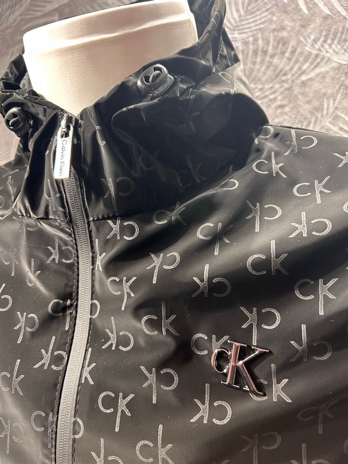 Siyah Calvin Clein Kapşonlu Yağmurluk Ceket - Görsel 5