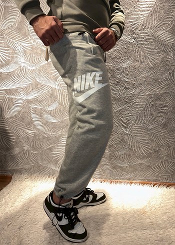 Gri Nike 3 iplik içi pamuklu paçadan ayarlamalı eşofman - Görsel 3