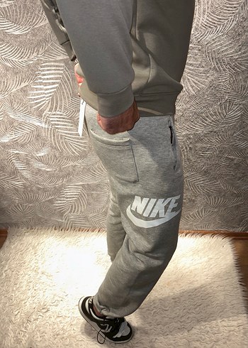 Gri Nike 3 iplik içi pamuklu paçadan ayarlamalı eşofman - Görsel 5