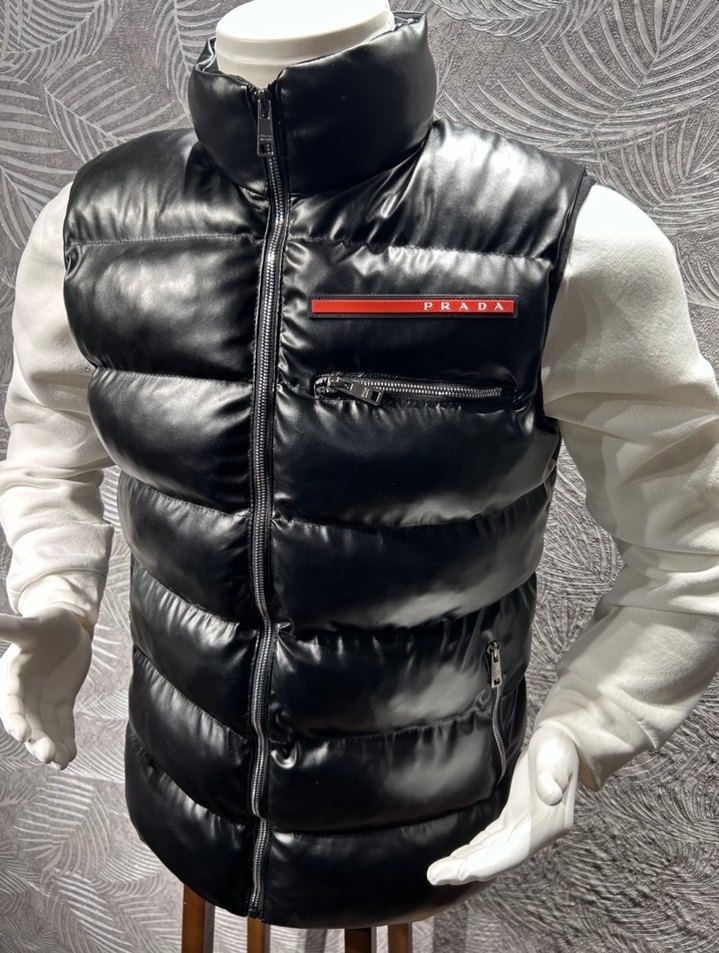 Prada Şişme Yelek - Görsel 2