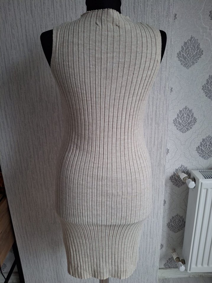 Bej Yüksek Yakalı Örme Midi Elbise - Görsel 2