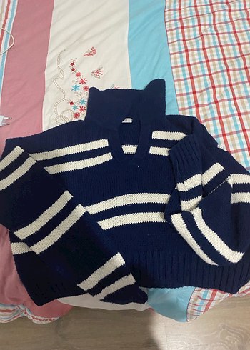 Mavi Çizgili Yüksek Yakalı Kadın Kazak - Görsel 2