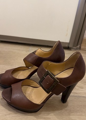 Kahverengi Deri Platform Topuklu Kadın Sandalet - Görsel 2