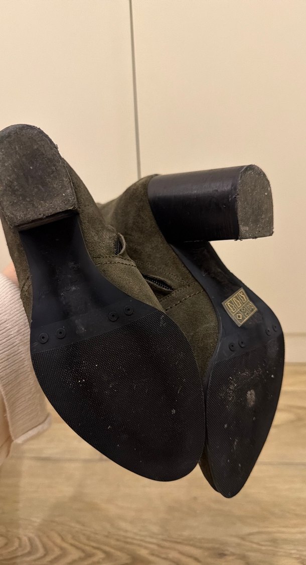 Yesil
 Süet Kadın Dolgu Topuk Bot - Görsel 3