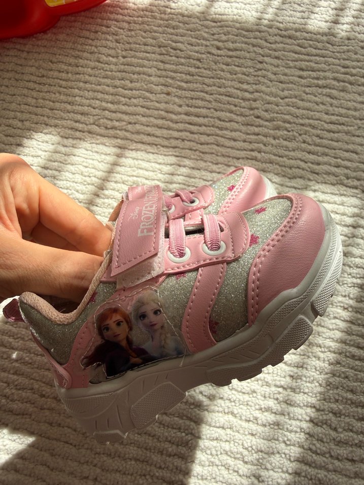 Kız Çocuk Pembe Velcro Spor Ayakkabı - Görsel 2