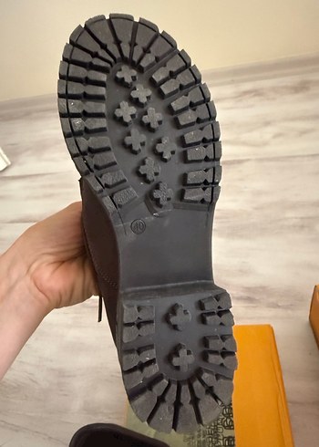 Greyder kahverengi kadın bot - Görsel 5