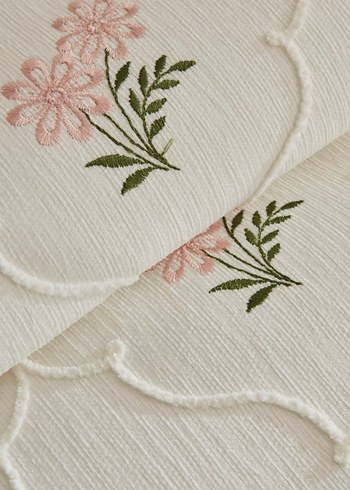 Karaca Myra yatak örtüsü - Görsel 2