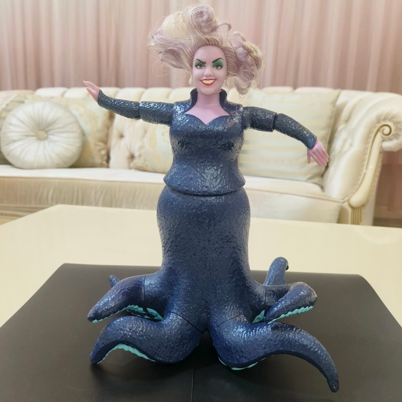 Disney Ursula Bebek Figür (Mattel HLX12) - Orijinal - Görsel 5
