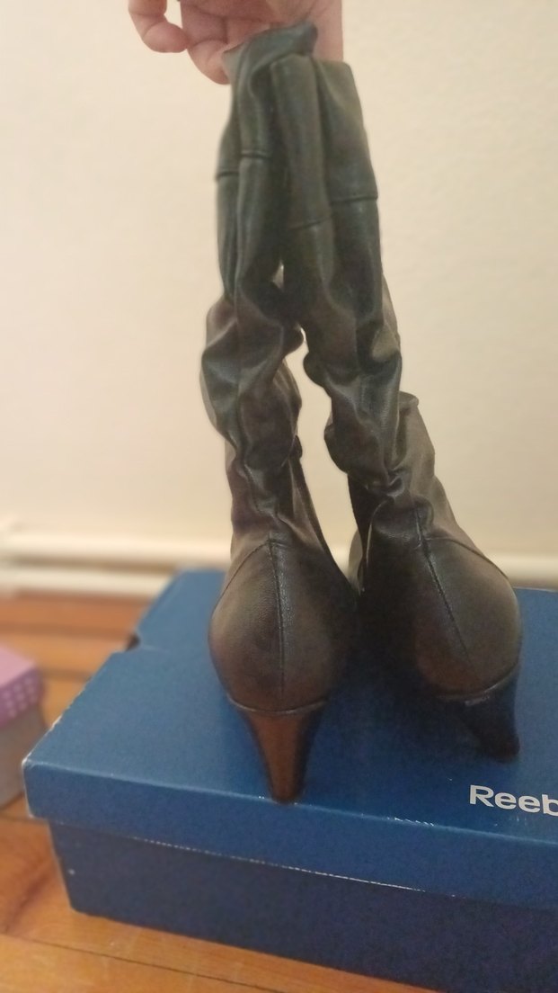 Reebok Siyah Deri Yüksek Topuklu Diz Boyu Bot - Görsel 2